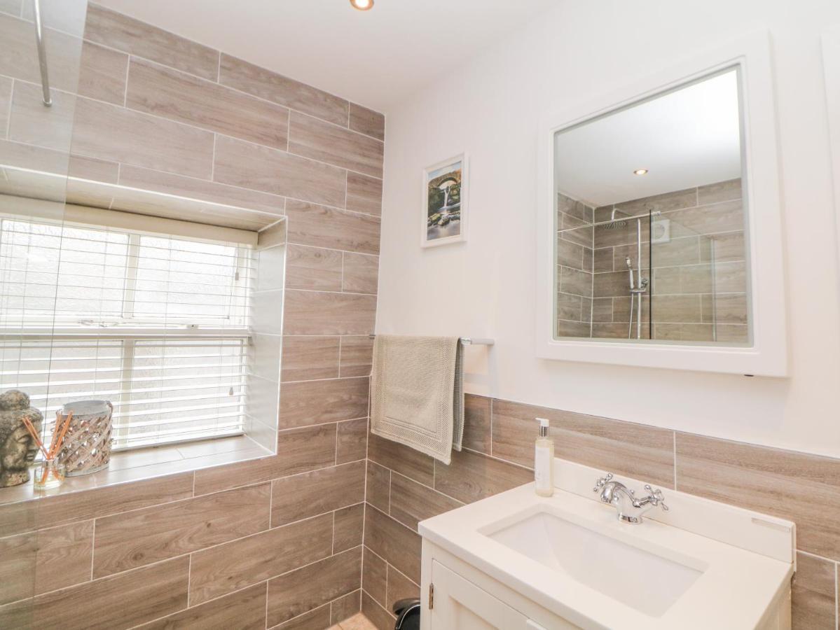 Ardeevin Cottage Buxton  Bagian luar foto