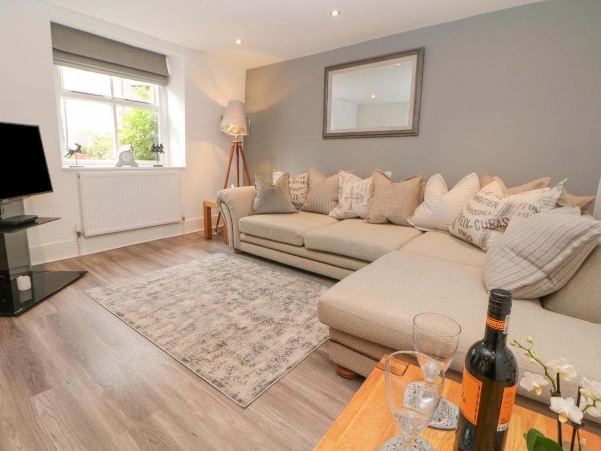 Ardeevin Cottage Buxton  Bagian luar foto